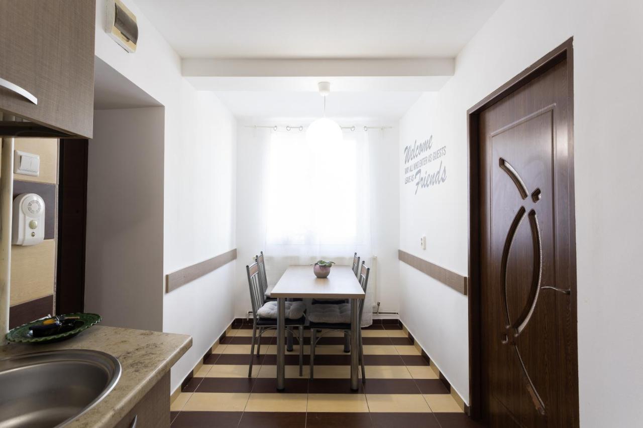 Central Apartment Târgu-Mureş Dış mekan fotoğraf