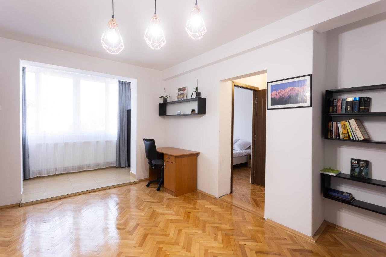 Central Apartment Târgu-Mureş Dış mekan fotoğraf